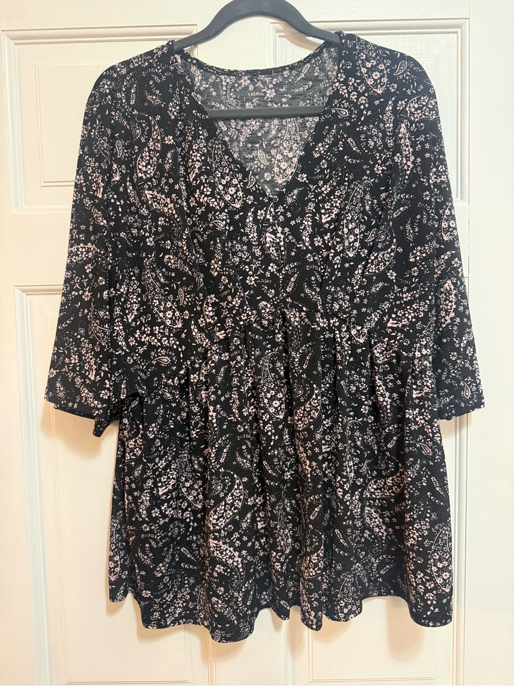 Dreamer v neck babydoll top size L pink and black floral print